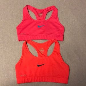 Nike sports bra bundle